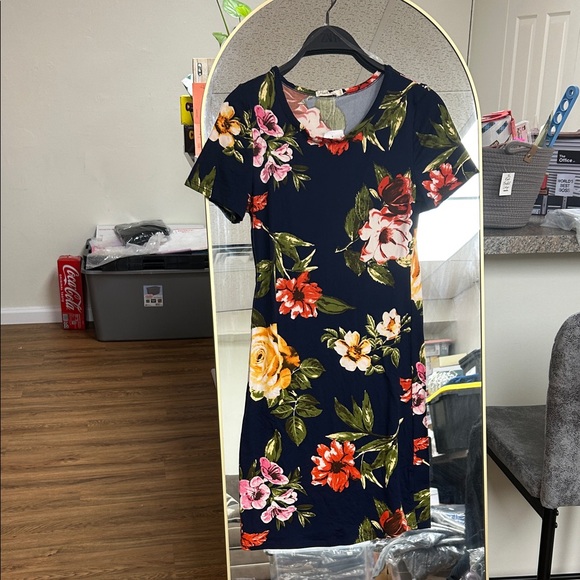 Floral Print Navy Dress - Picture 1 of 4